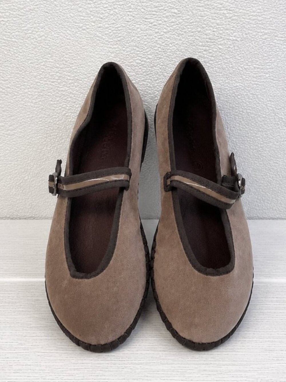 Flabelus Pierre Beige Velvet Mary Jane Ballet Flats EU 39 US 8
